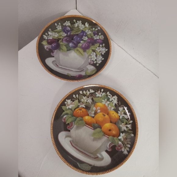 2 Formalities Plates Decor Beatriz Ciruelas, & Naranjas 8" Porcelian - Picture 3 of 7